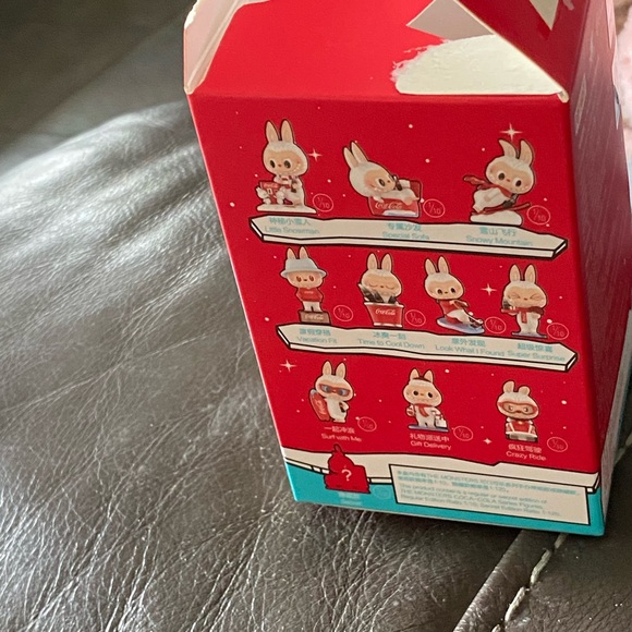 Coke Labubu Authentic - Picture 4 of 4